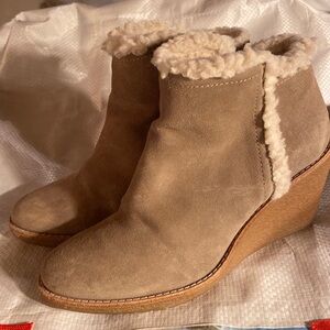 GUC Cole Haan Michelle Sherpa Booties Winter